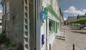 Pharmacie Giron à Henrichemont