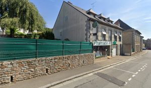 Vous pourrez retrouver facilement sur cette page toutes les informations de la Eurl Pharmacie Thebaud située sur Saint-Germain-en-Coglès dans le département Ille-et-Vilaine (35). L&rsquo;horaire d&rsquo;ouverture de la Pharmacie à Saint-Germain-en-Coglès est accessible avec les coordonnées de la pharmacie. N&rsquo;hésitez pas [&hellip;]