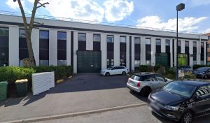 AURA PARIS Stock à Verrières-le-Buisson