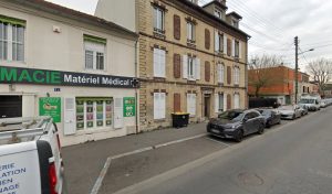 Pharmacie Do Pham à Persan