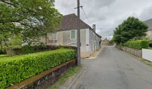 Péré Hélène à Génis