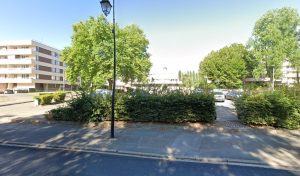 Place Jean-Baptiste Corot à 95380 Louvres