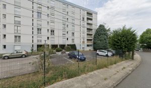 La pharmacie du portail rouge à Saint-Étienne