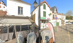 Pharmacie Lahutte. à Andrésy
