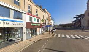 Pharmacie du Parc – Place Schneider à Le Creusot