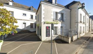 Pharmacie Du Bourg – SELAS DOMINIQUE-GARIN à Veigné